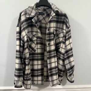 Zara Women’s Black and White Jacket - Small